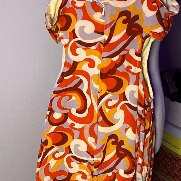 Cute red, orange, and yellow shirt dress 👗 - Picture 3 of 3